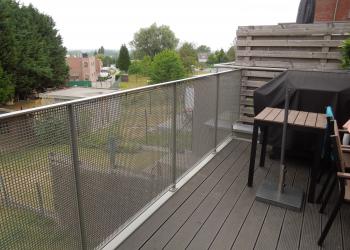 Gemetalliseerde en gepoederlakte balustrade met perfoplaat